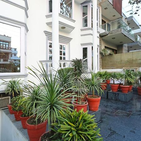 Hotel Windsor Castle Cyber City Gurgaon Exteriör bild