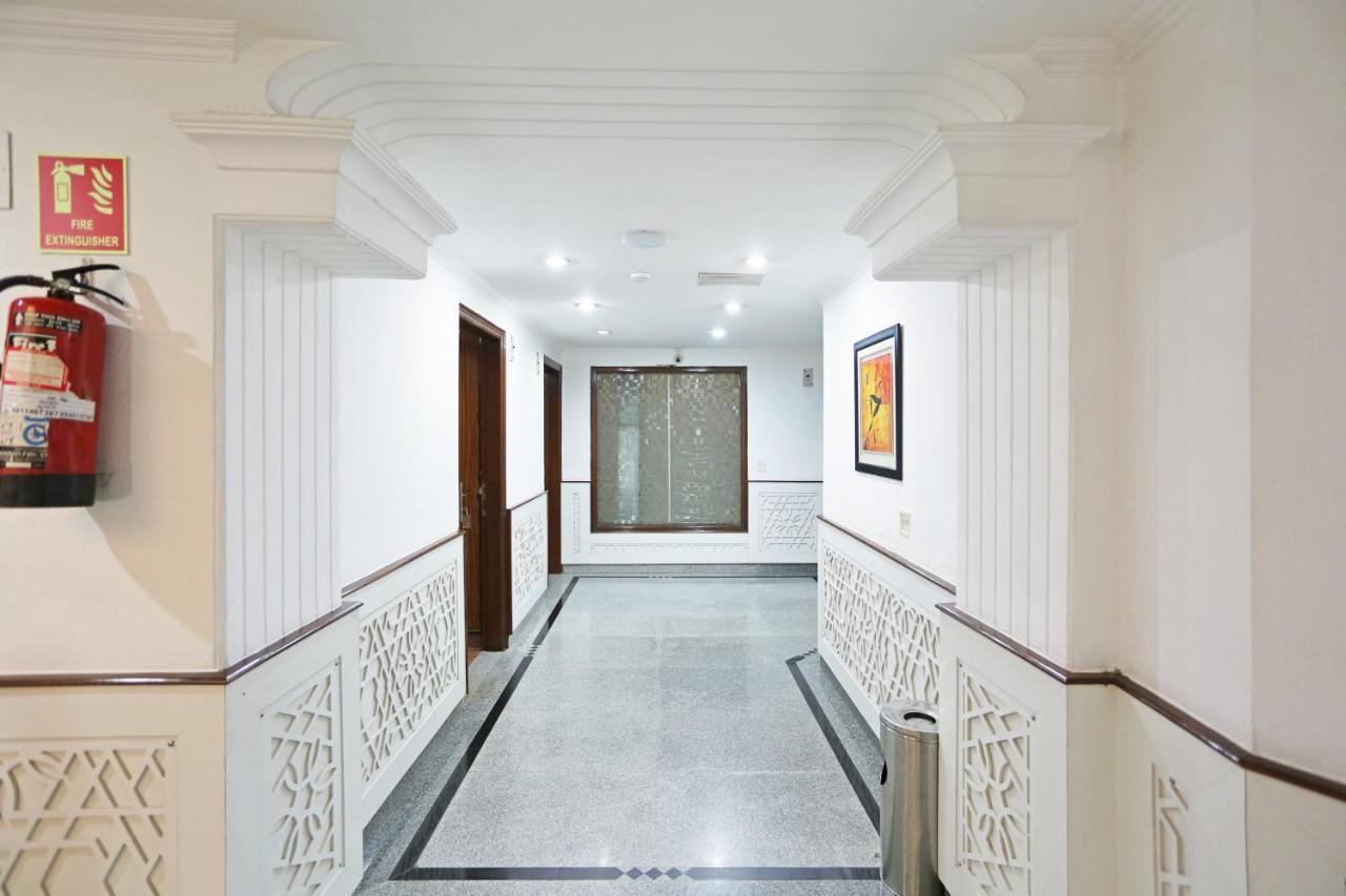Hotel Windsor Castle Cyber City Gurgaon Exteriör bild